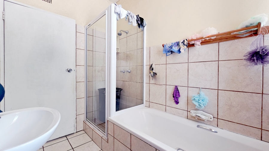 2 Bedroom Property for Sale in Navalsig Free State